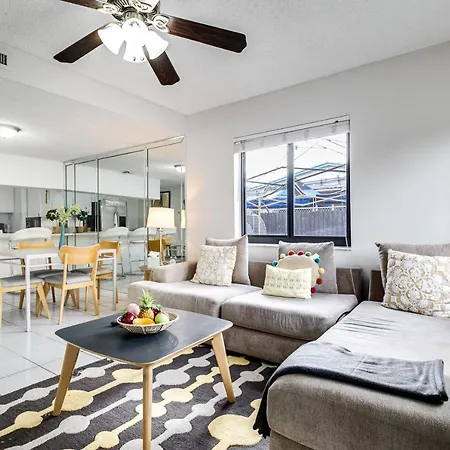 New 2Bedroom 2Bath House With Private Backyard & Jacuzzi Miami Exterior foto